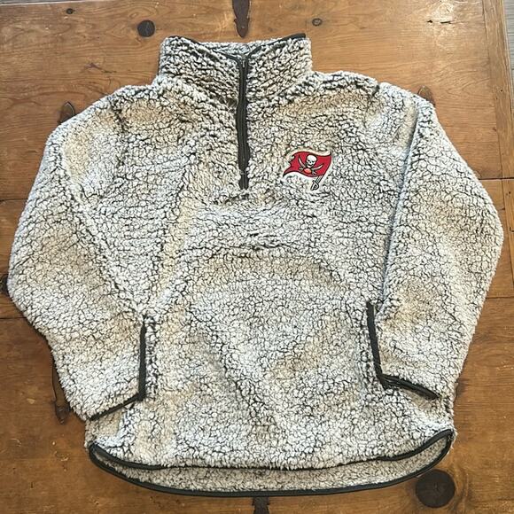 Woman’s Gray Fluffy NFL Sweatshirt X-Large Tampa Bay Buccaneers - Picture 1 of 6
